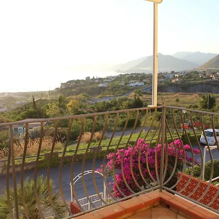 Elegante Casa Vistamare Villaggio Del Bridge Holiday home *